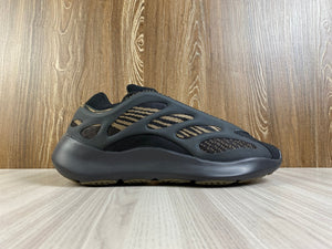 Adidas Yeezy 700 V3 ''Clay Brown'